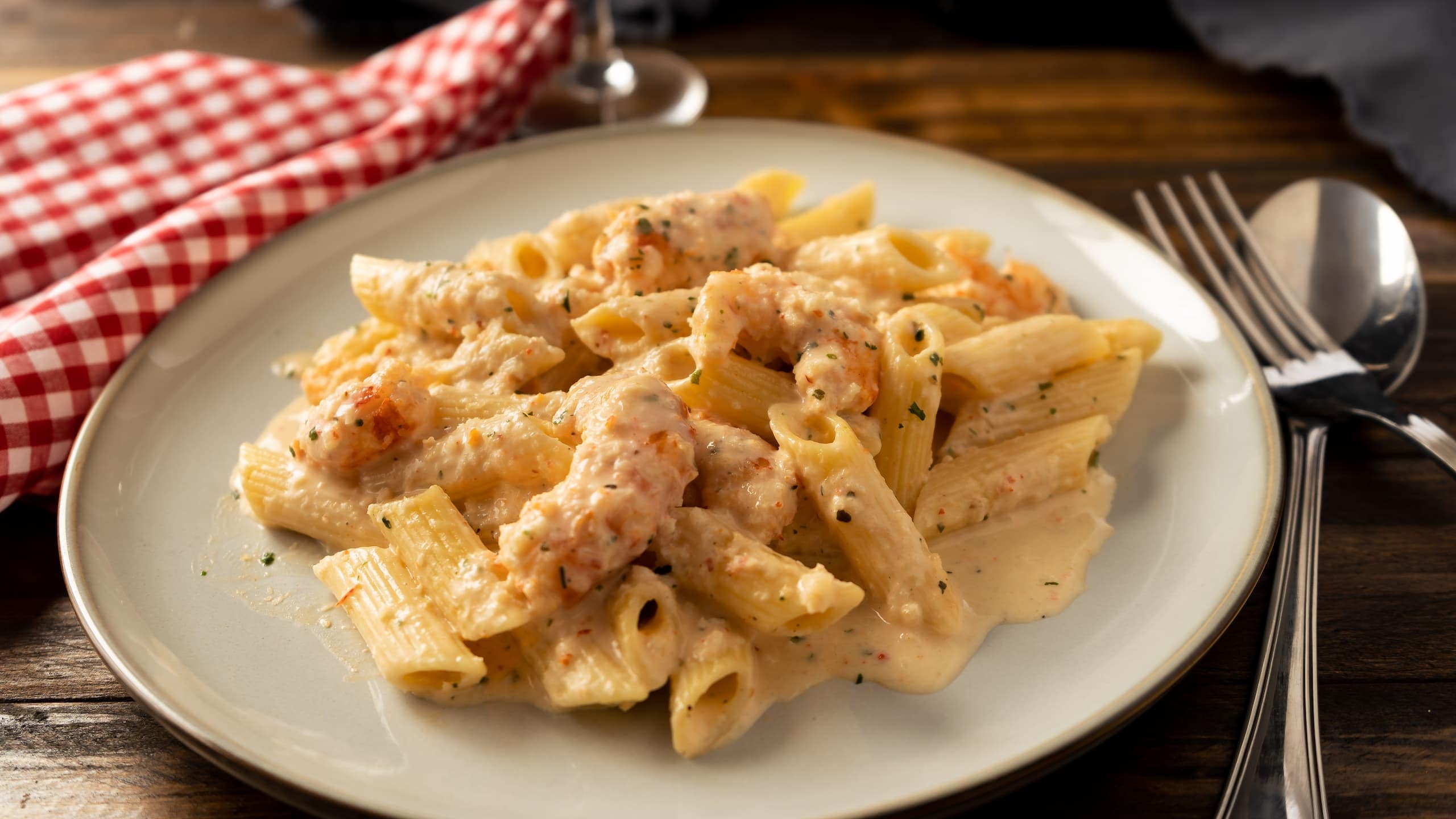 Creamy pasta buffalo wild wings garlic parmesan chicken