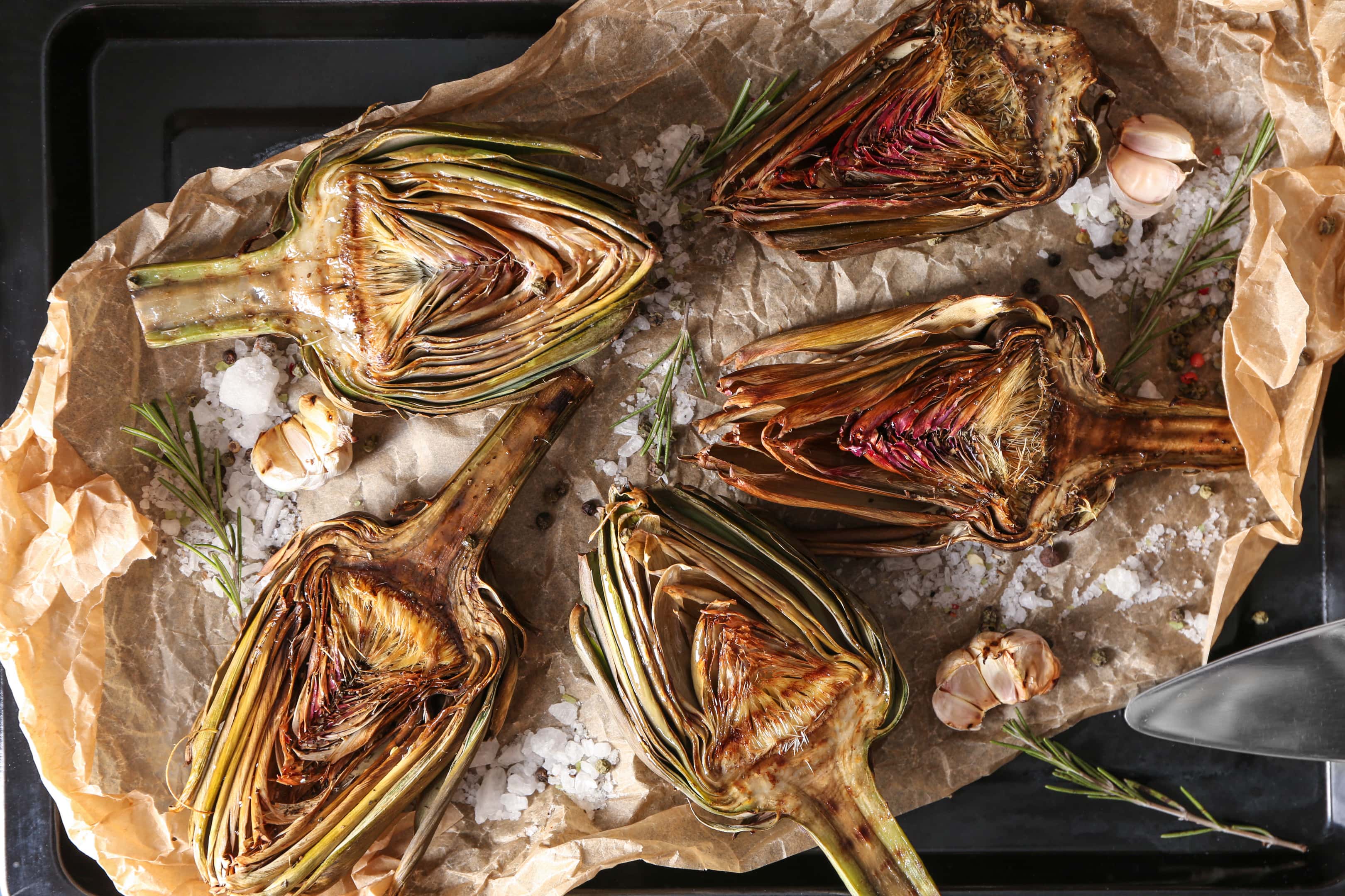 Grilled artichokes with garlic and rosemary
