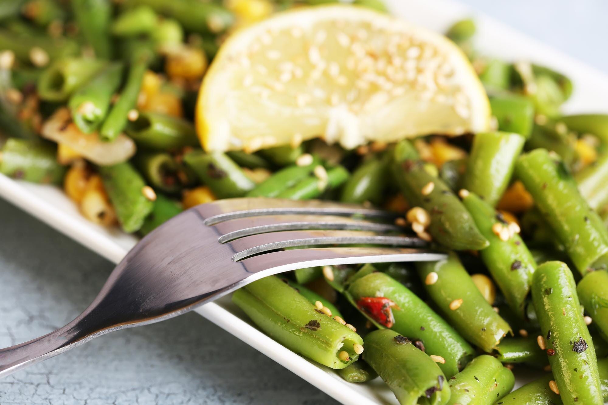Grilled green beans with garlic