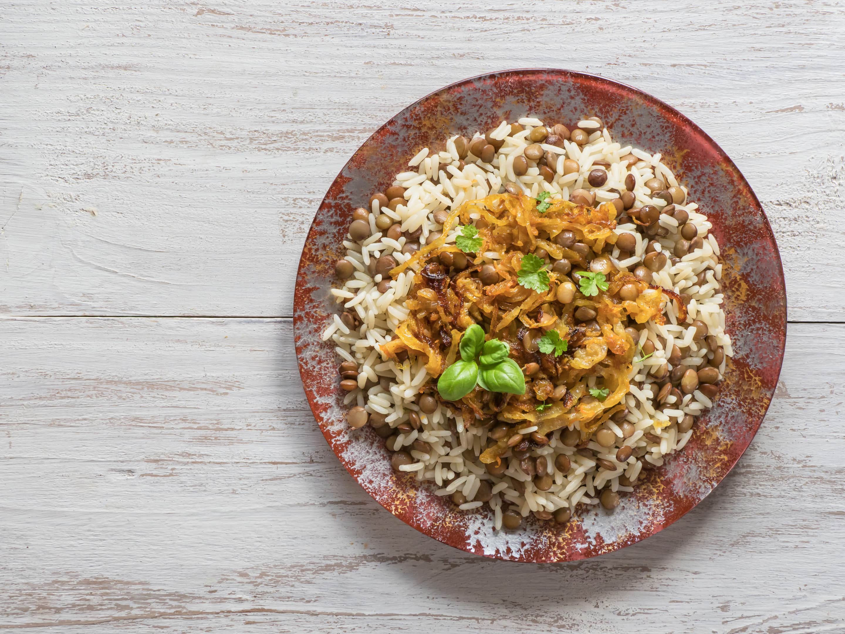 Mujadarra — dish with rice, lentils and onion