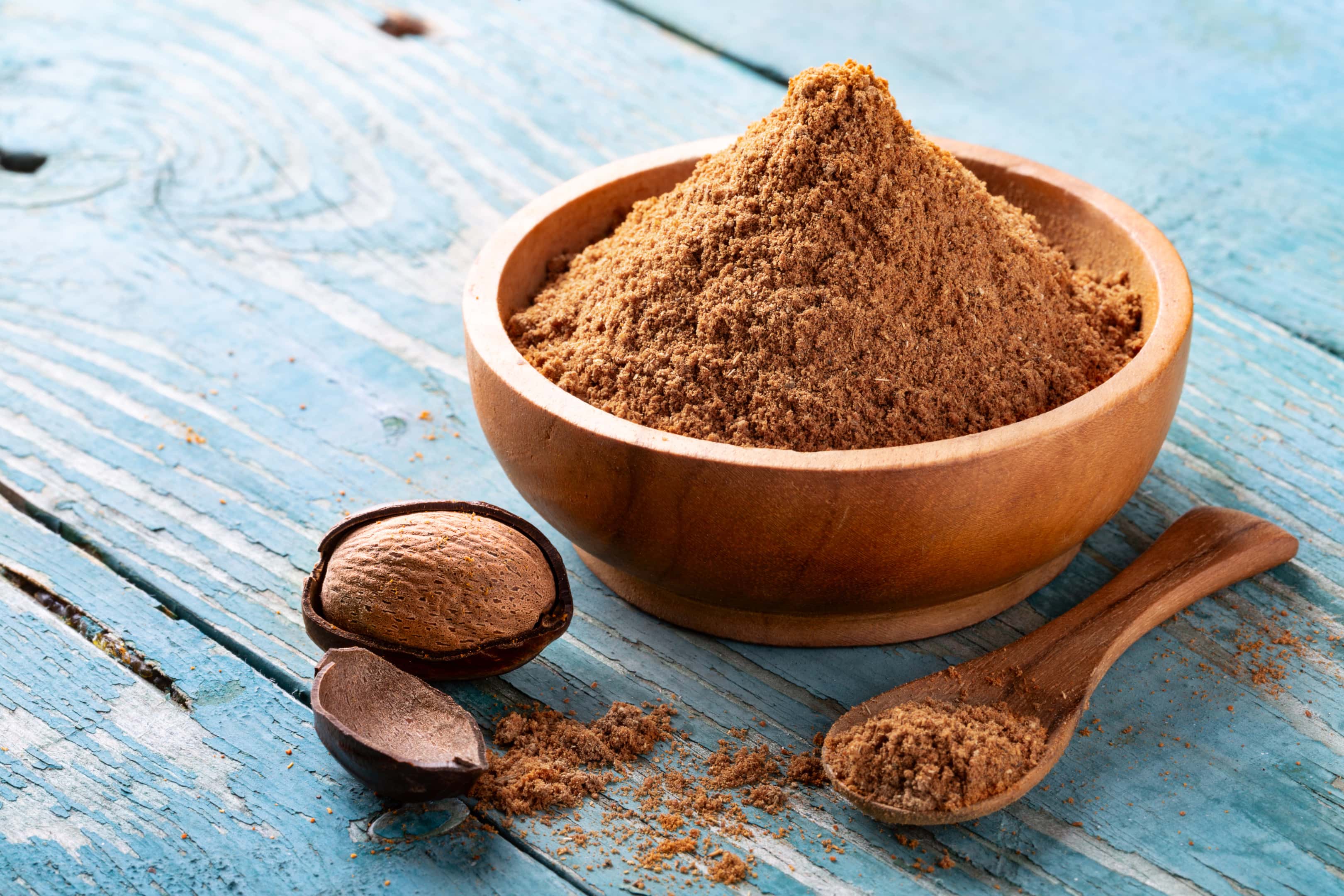 Nutmeg and ground nutmeg