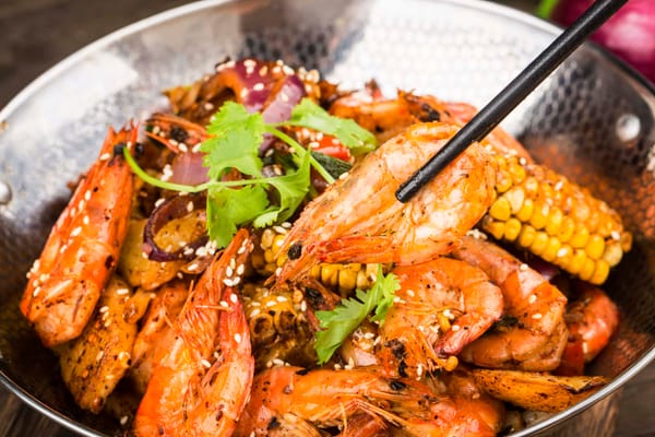 Boiling Crab shrimp with corn