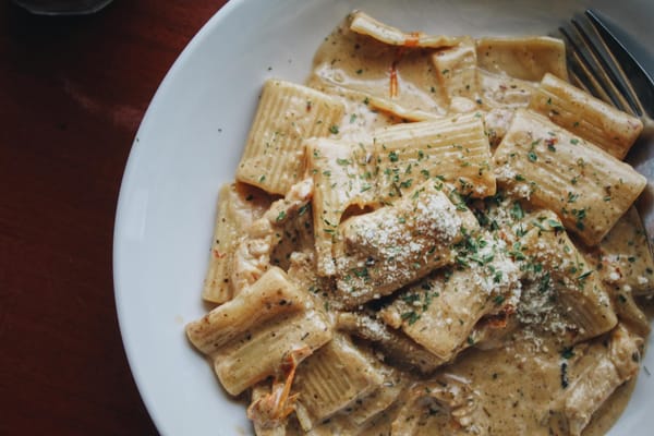 Creamy mushroom pasta with thyme