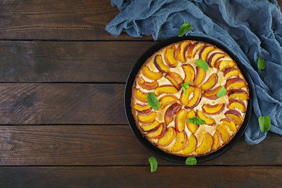 Pioneer Woman-inspired peach pie