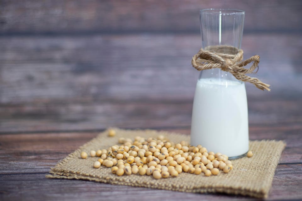 Soybeans and soy milk