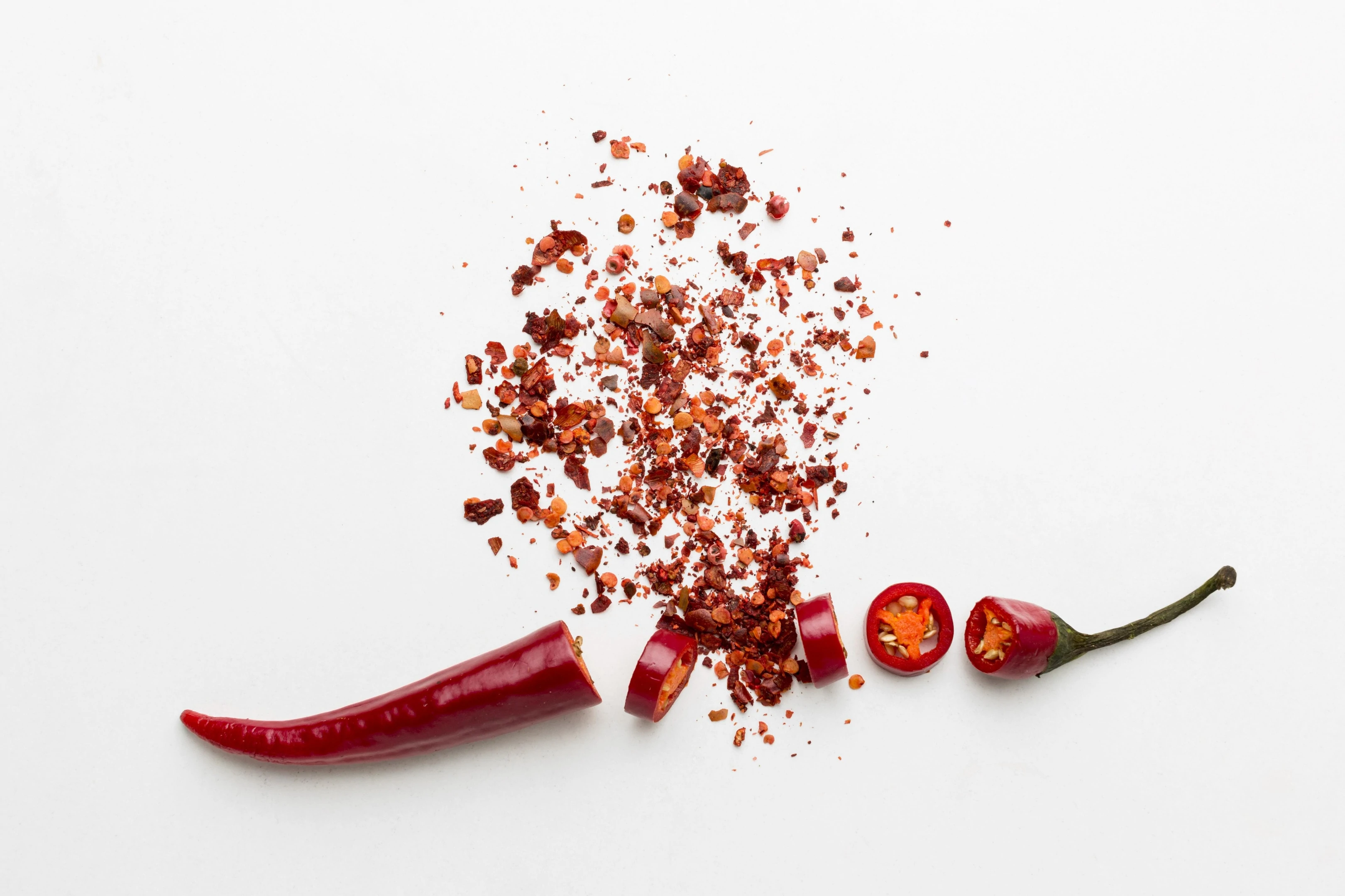 Chilli pepper flakes with fresh pepper