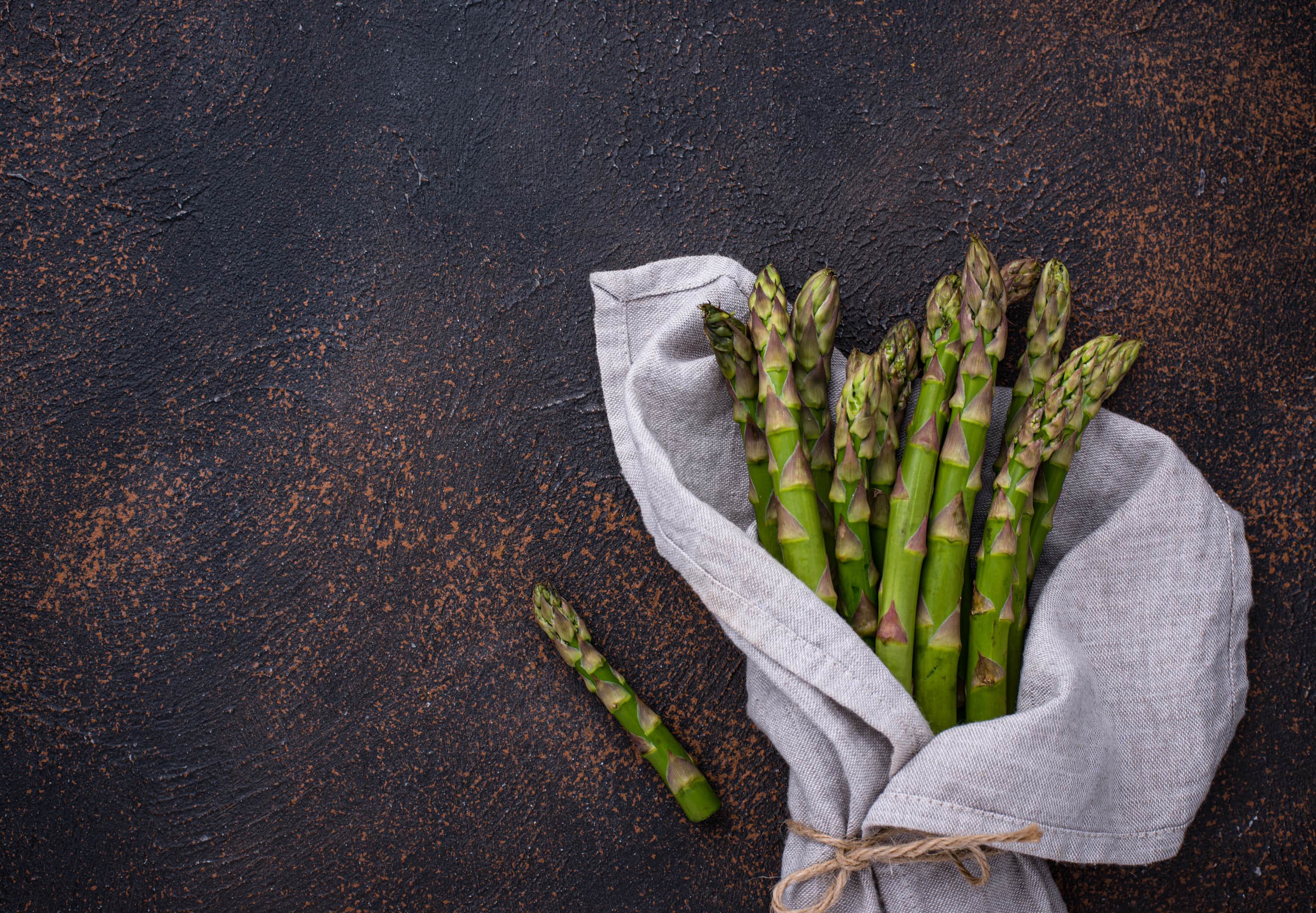 Fresh raw ripe green asparagus