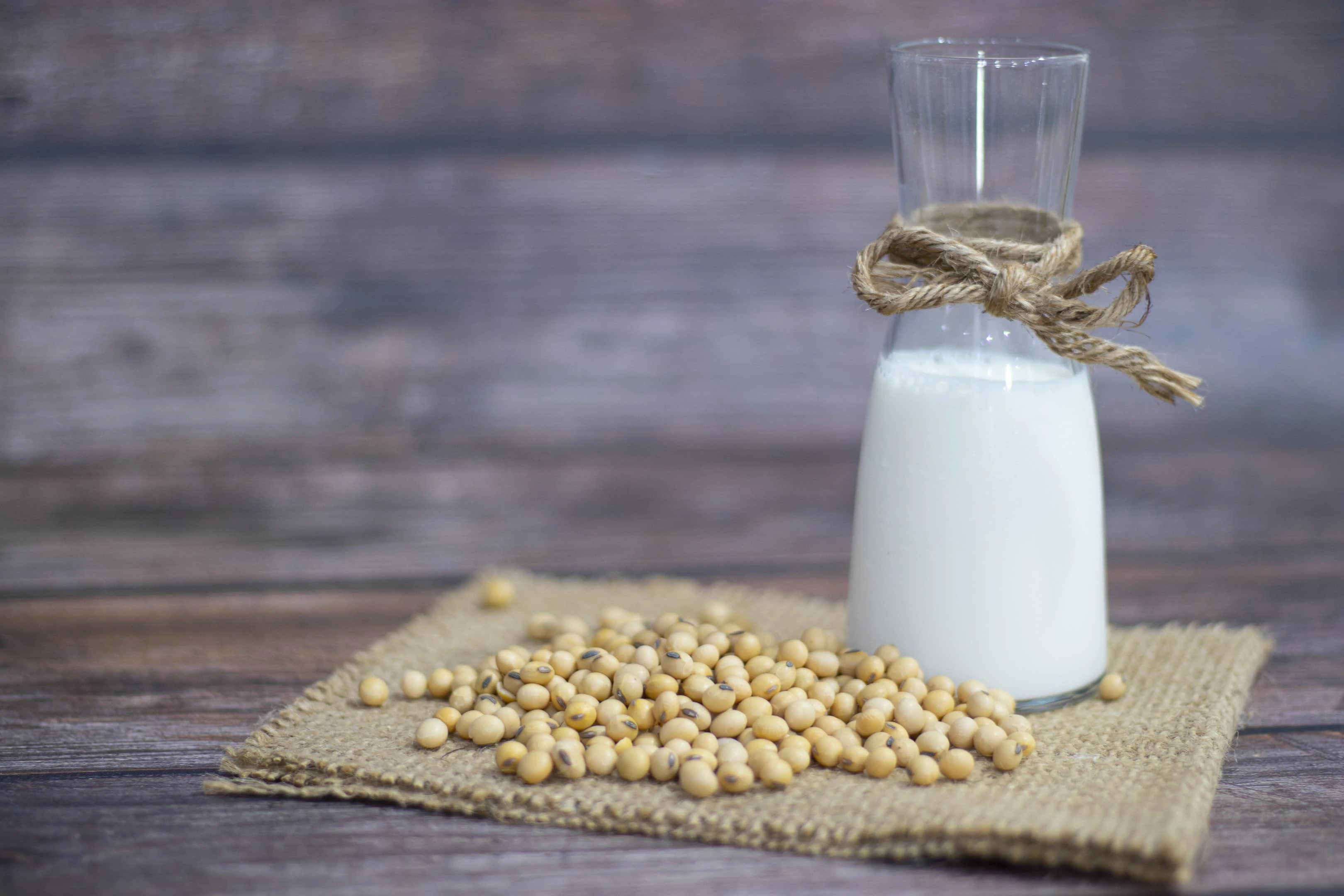 Soy milk is one of the no-calcium foods