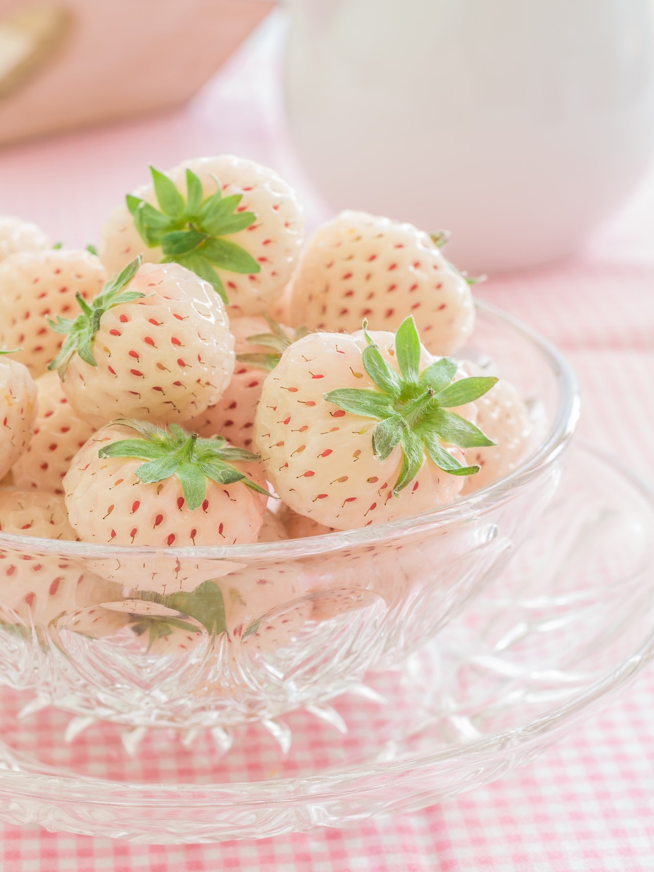 7 Health Benefits of Pineberries