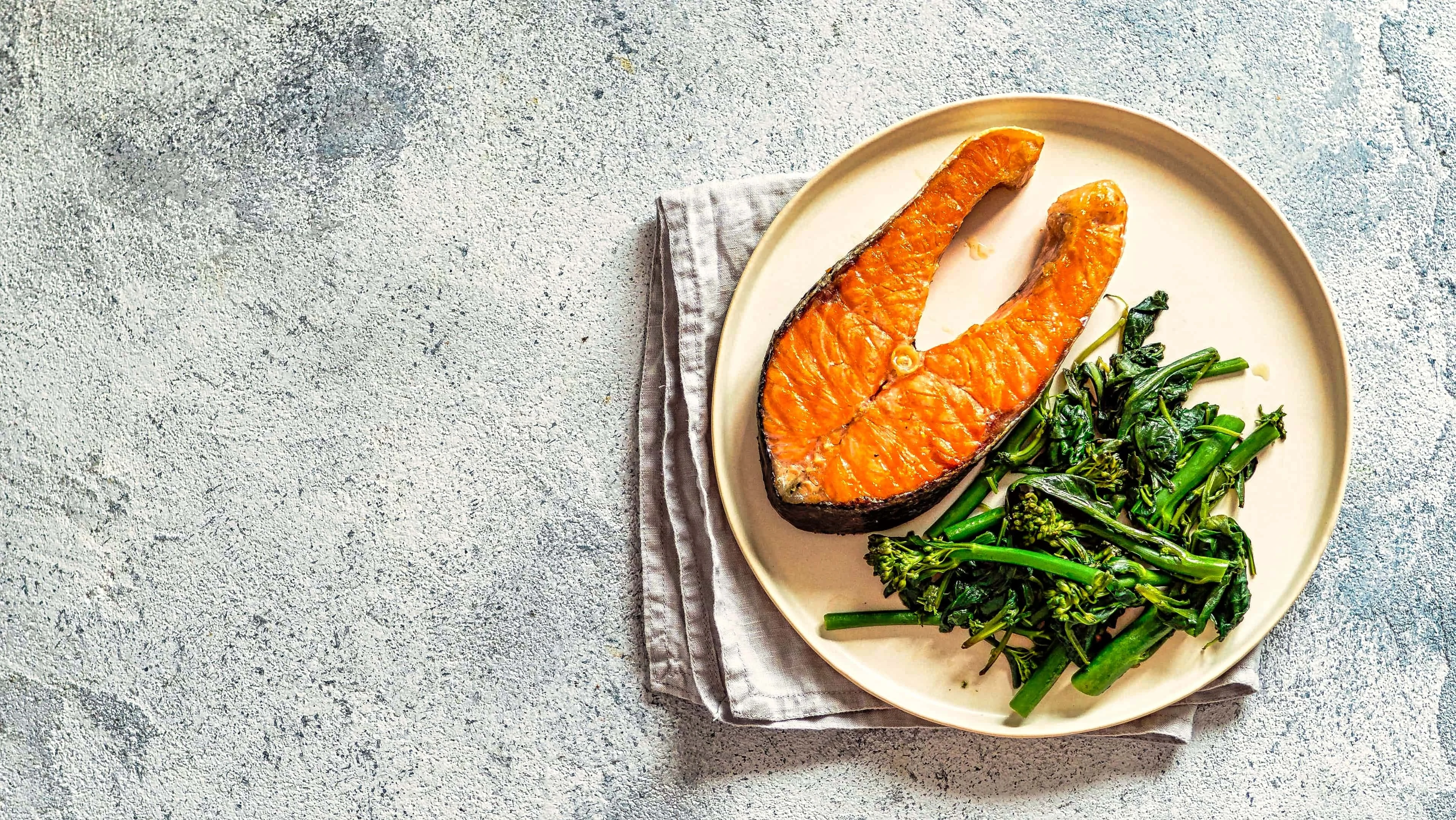 Grilled salmon steak and broccolini