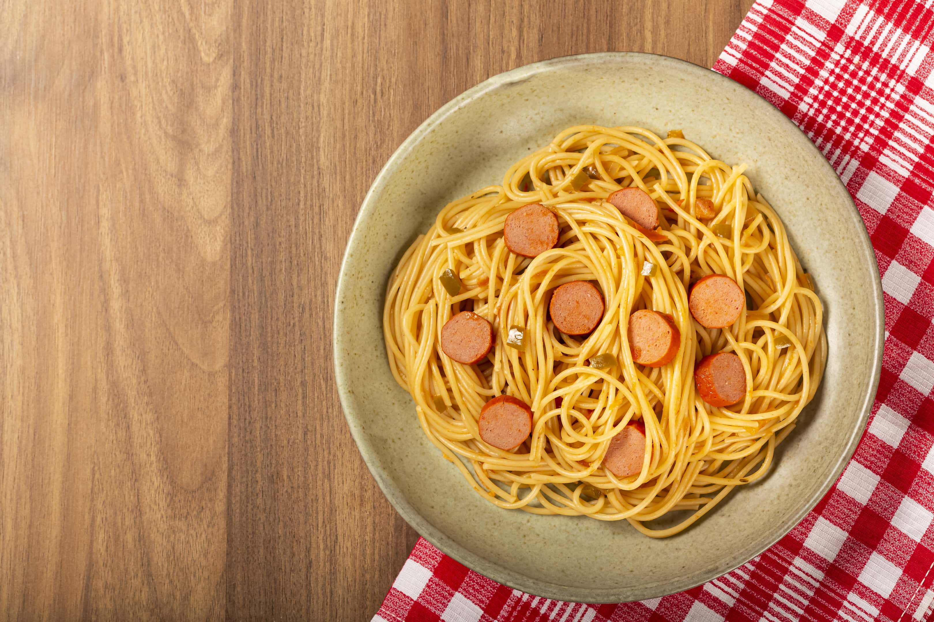 Jollibee Spaghetti Recipe | Make your own Jollibee - Blend of Bites