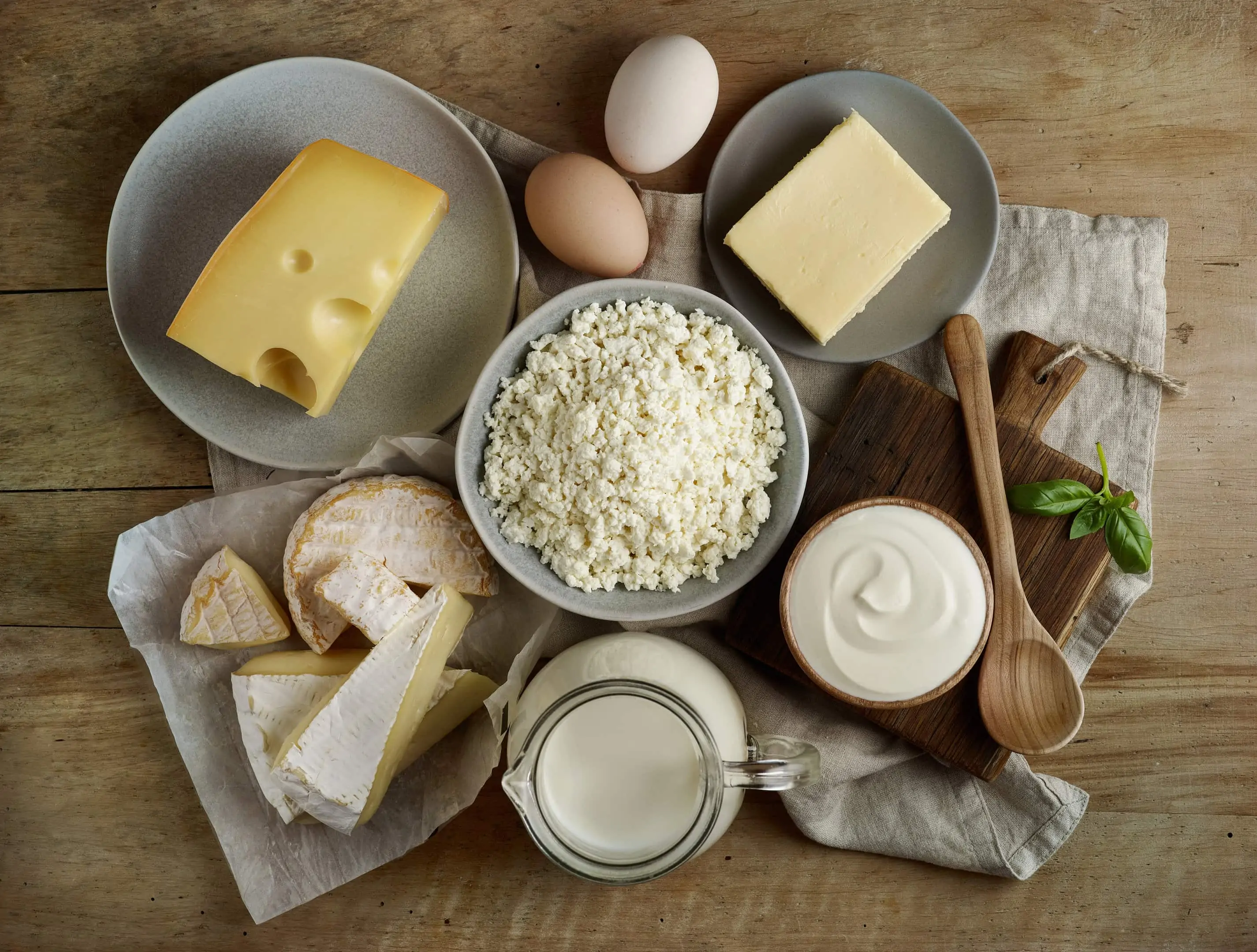 Milk, cottage cheese, cream cheese and butter. Part of the foods to avoid with a fistula.