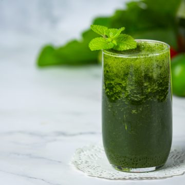 Refreshing first watch kale tonic drink