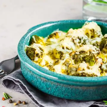 Baked Cheddars broccoli cheese casserole