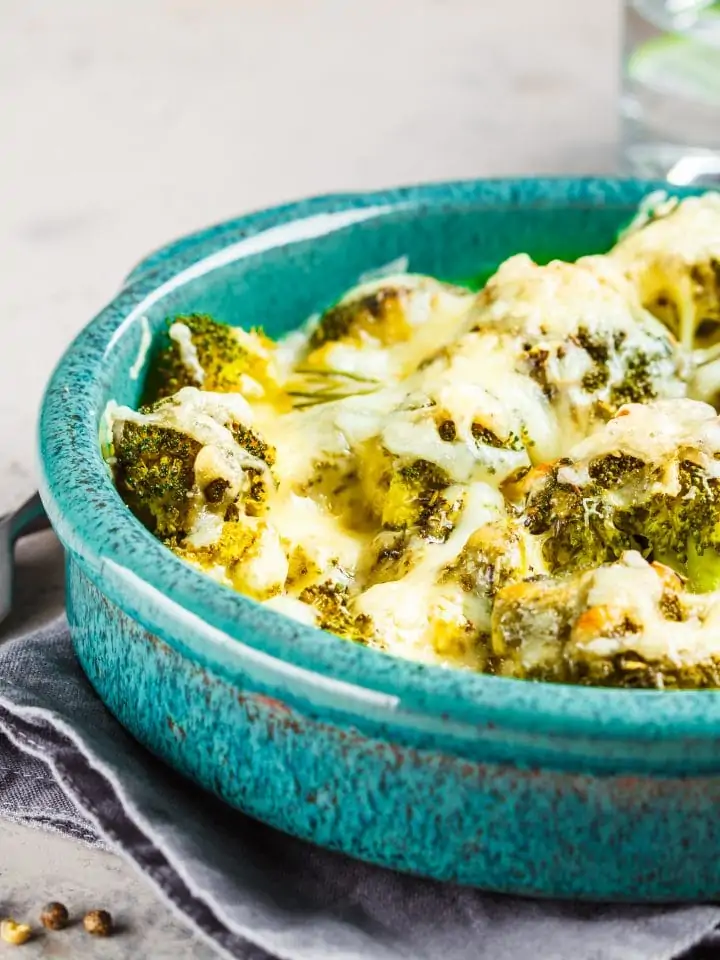 Baked Cheddars broccoli cheese casserole