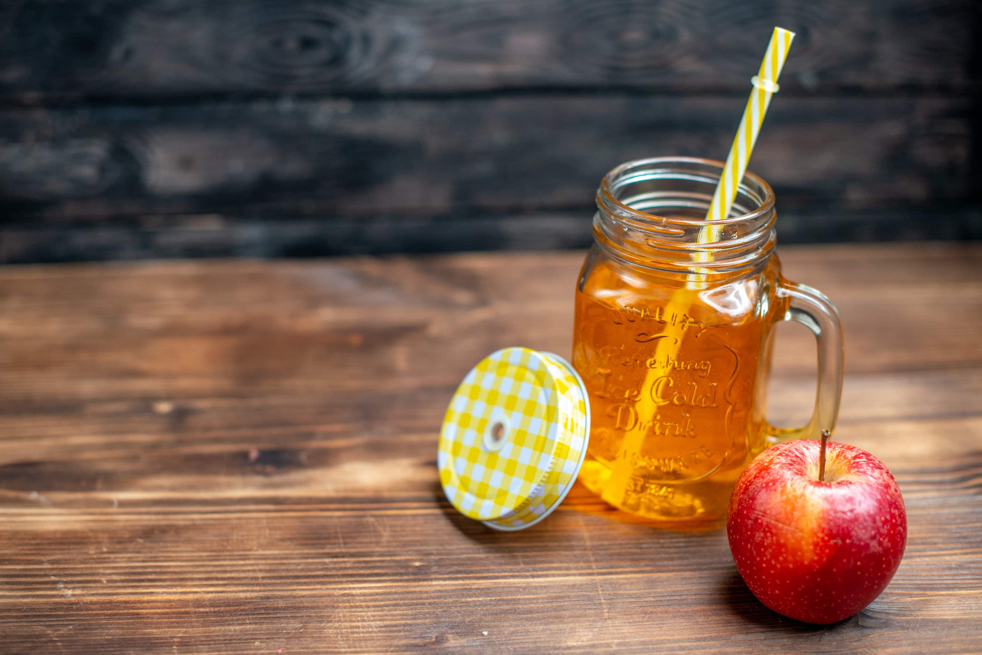 Famous Popcorn Sutton moonshine with fresh apple