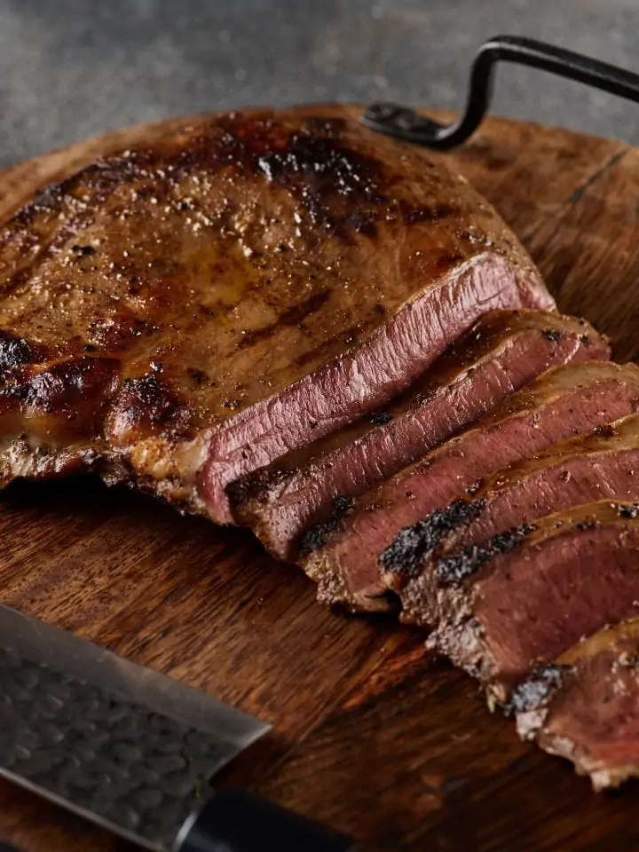 Tender and juicy grilled deer steak