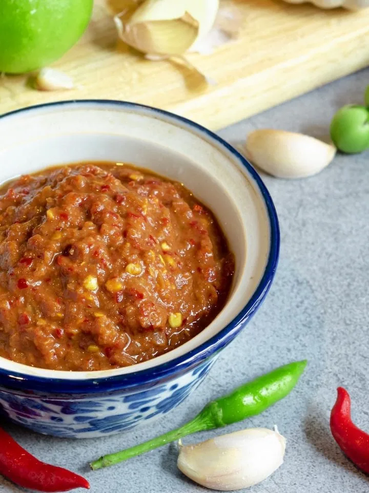 Copycat Tommy's chili recipe mixed herb ingredient