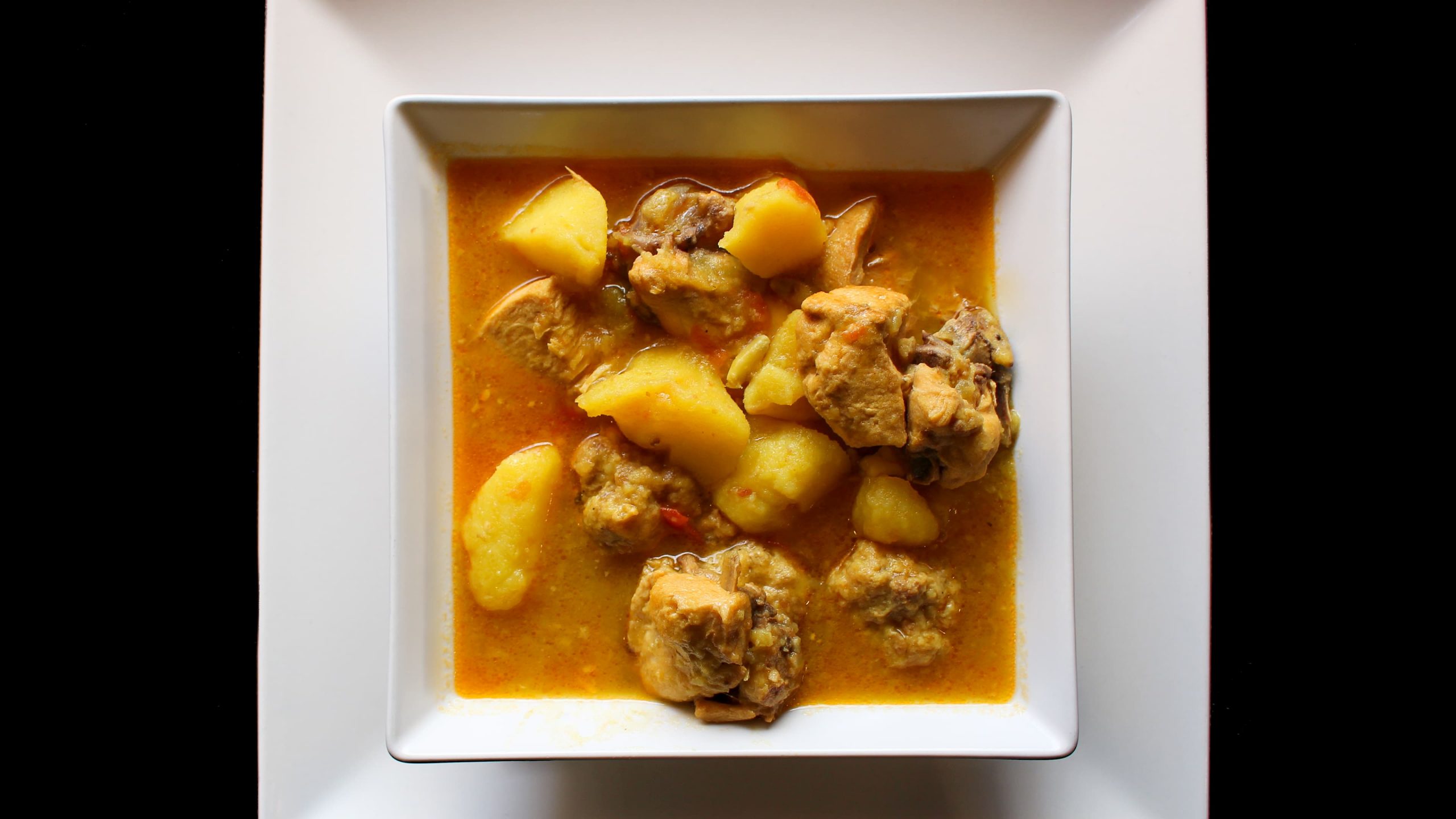 Delicious chicken recipe Pinoy curry with potatoes