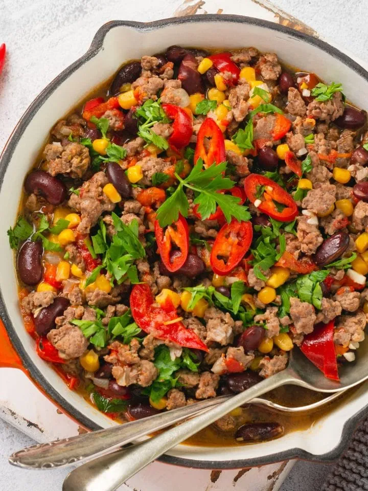 Monster Mash with minced meat, vegetables, stew, and tomato sauce