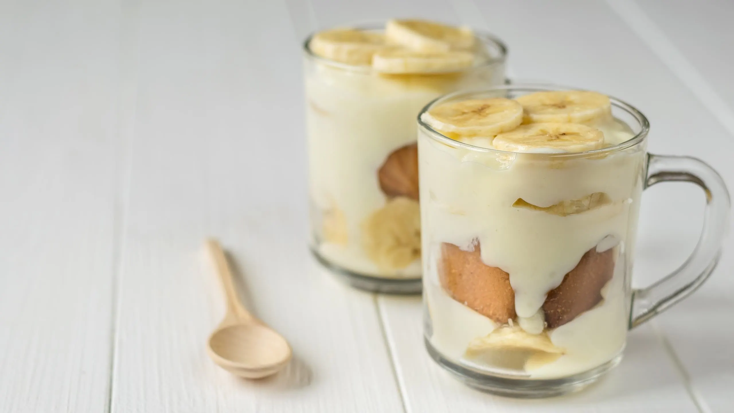 My go-to-dessert: banana pudding moonshine