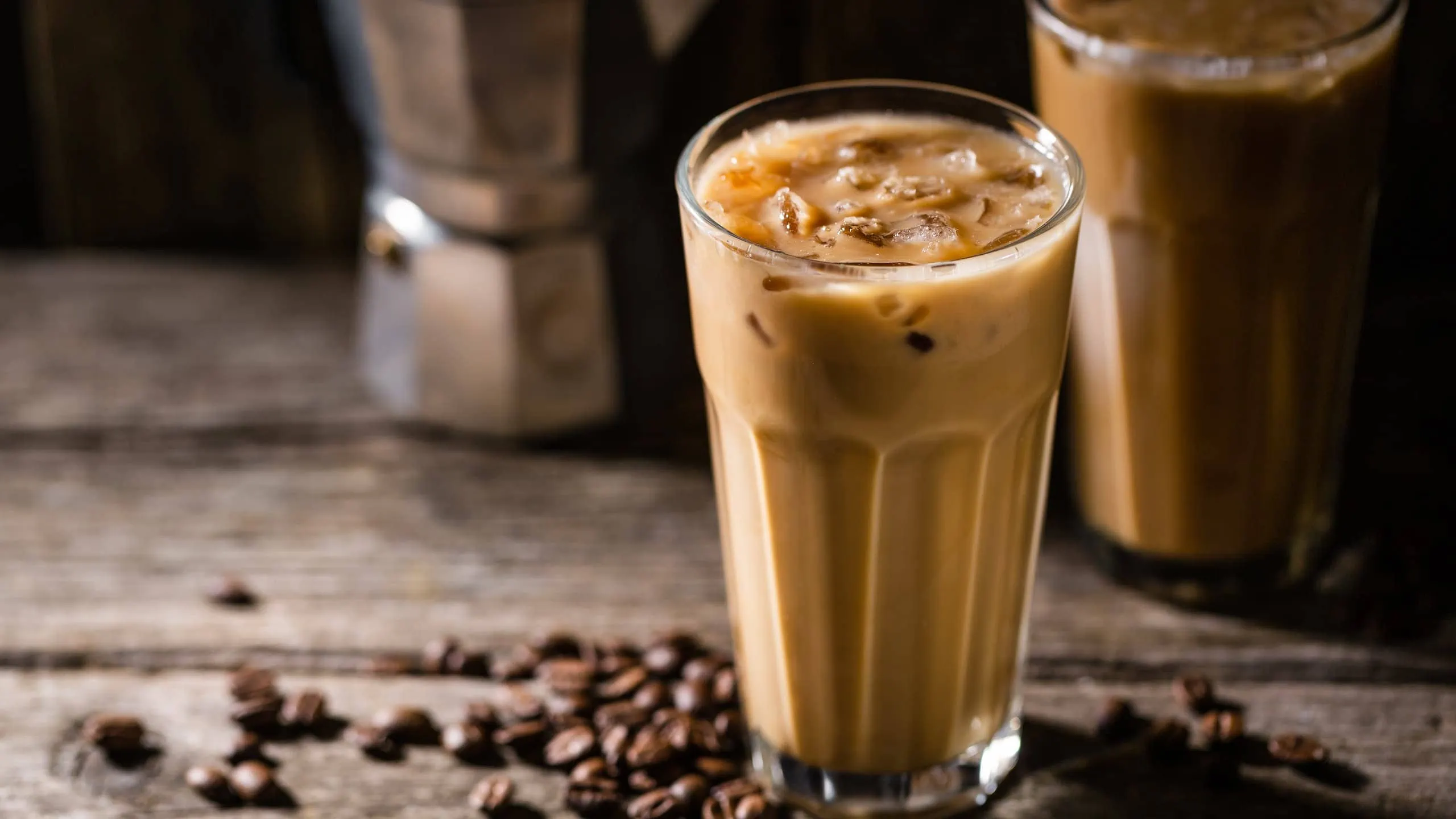 Iced latte My Cafe with coffee beans