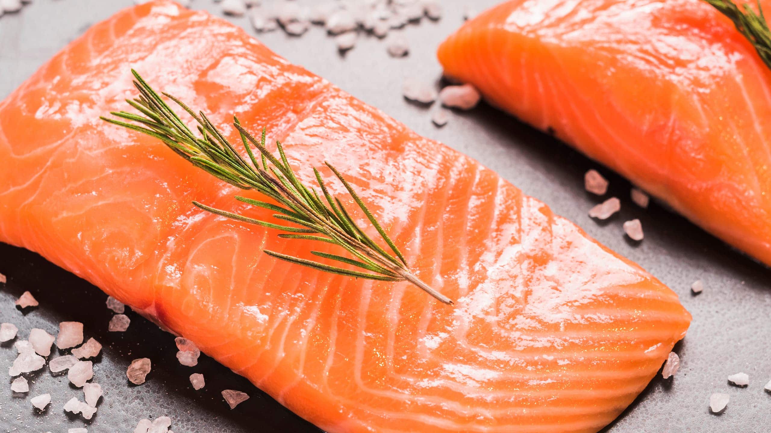 Raw salmon with herbs and salt