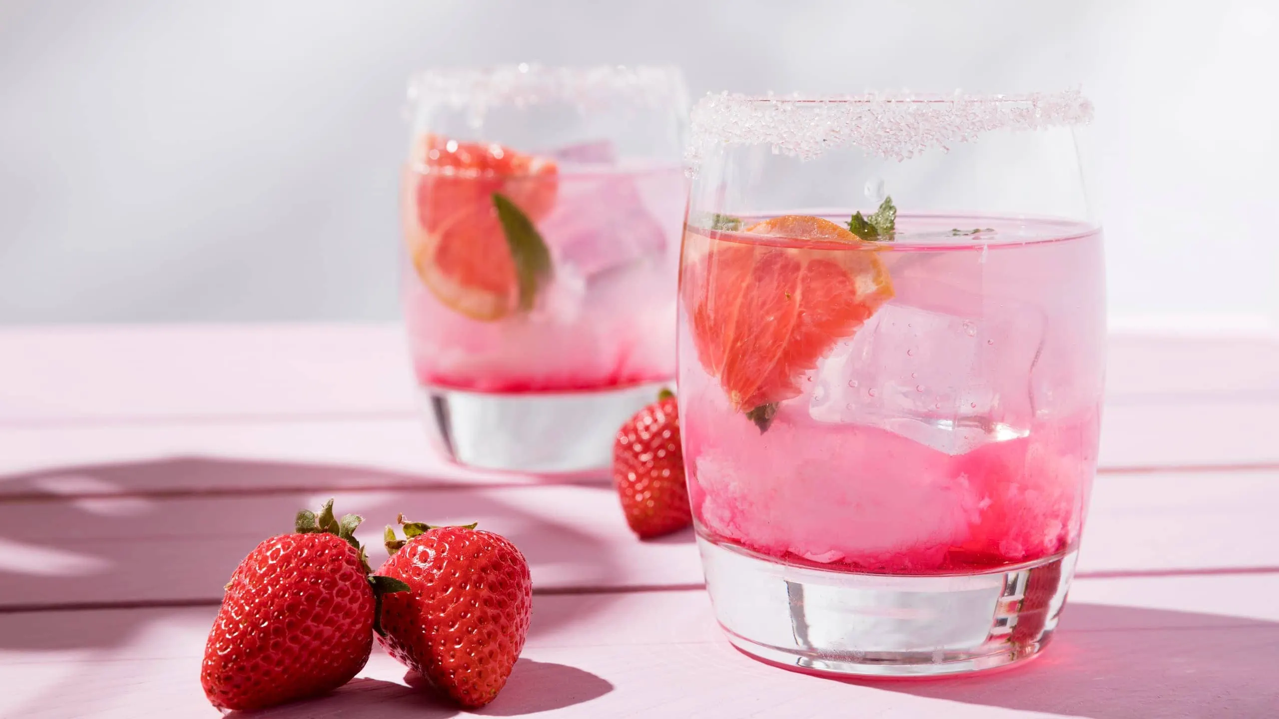 Our pink punch recipe with fresh strawberry