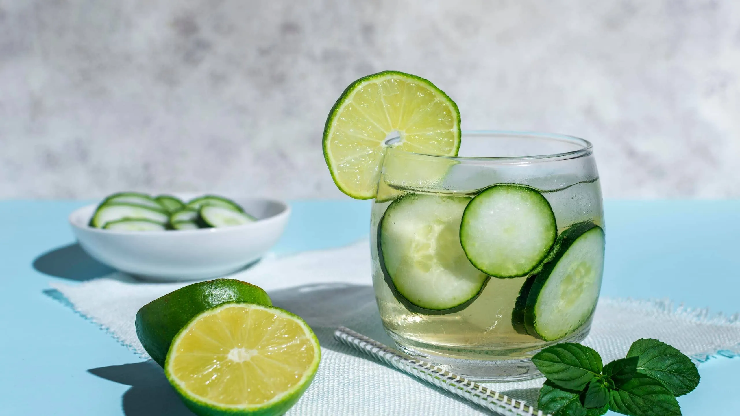 Tangy and energizing pickle shot with lime